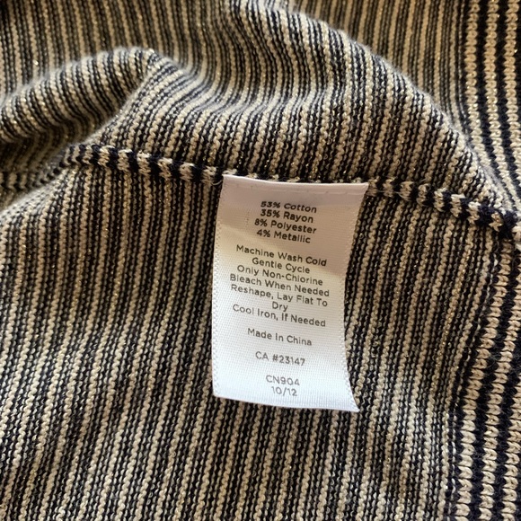 Small Petite Cardigan - Picture 5 of 5